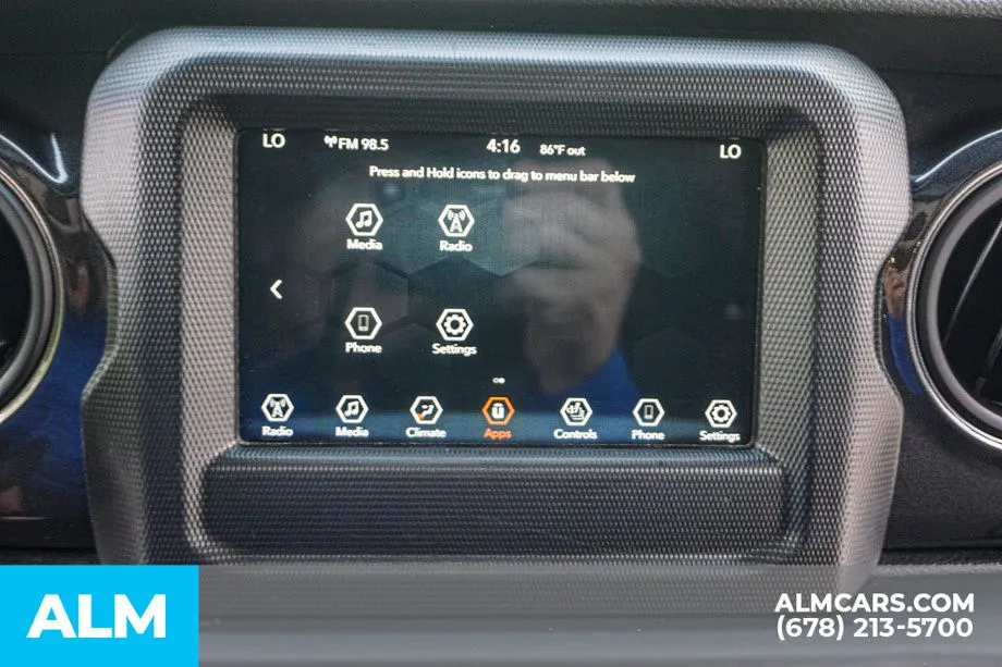 2023 Jeep Wrangler 4-Door Altitude - Photo 35