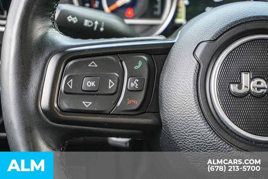 2023 Jeep Wrangler 4-Door Altitude - Photo 29