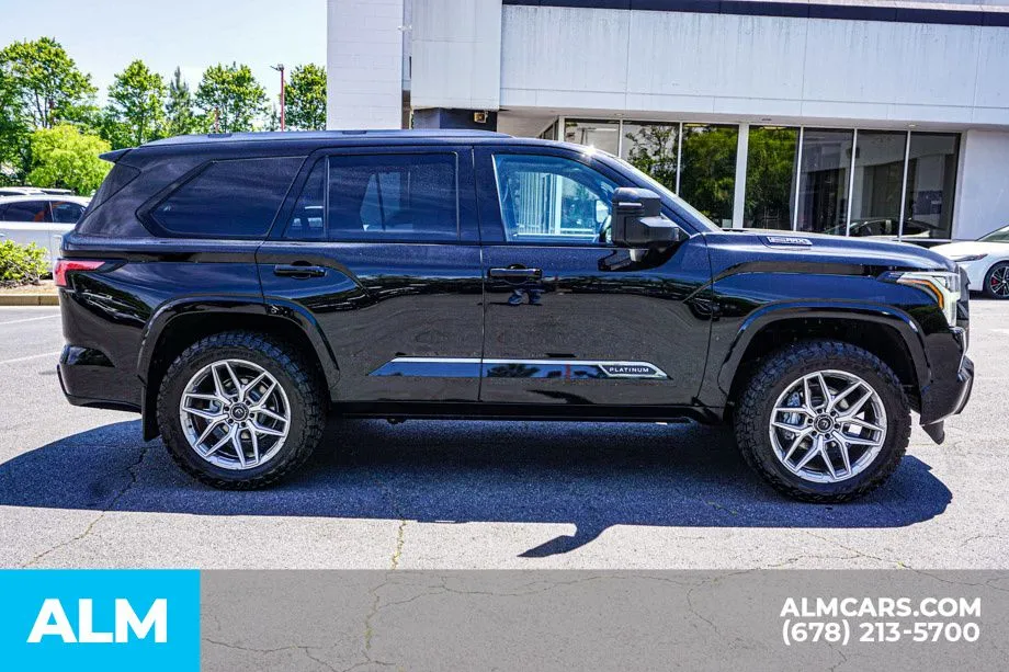 2025 Toyota Sequoia Platinum - Photo 9