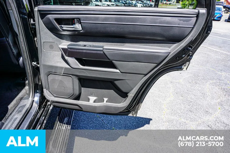 2025 Toyota Sequoia Platinum - Photo 62