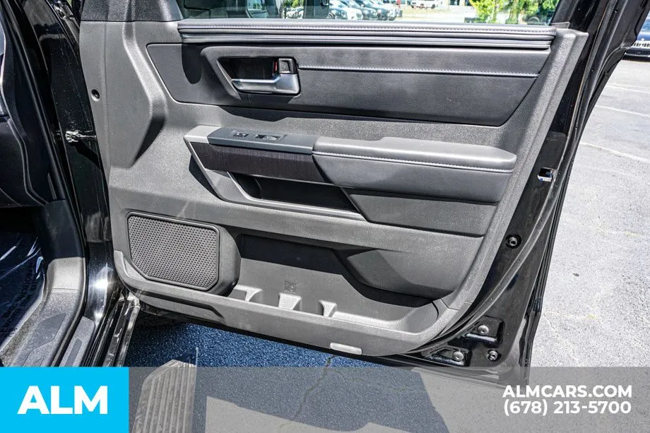 2025 Toyota Sequoia Platinum - Photo 59