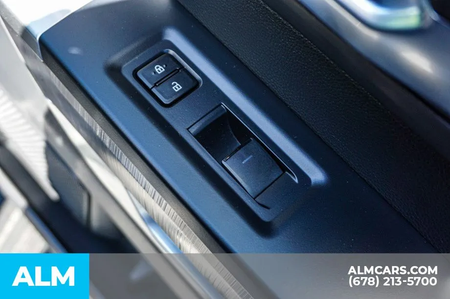 2025 Toyota Sequoia Platinum - Photo 60