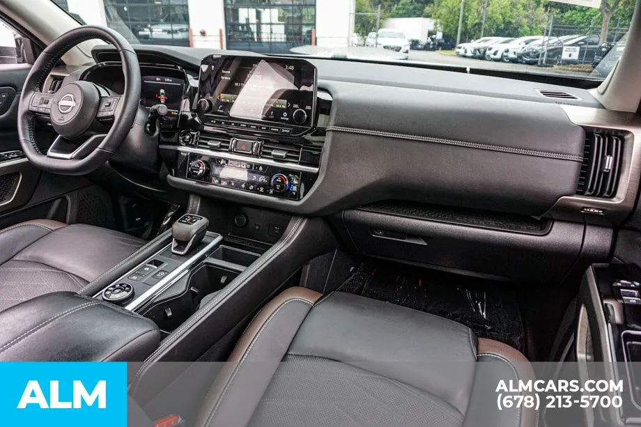 2025 Nissan Pathfinder Platinum - Photo 27
