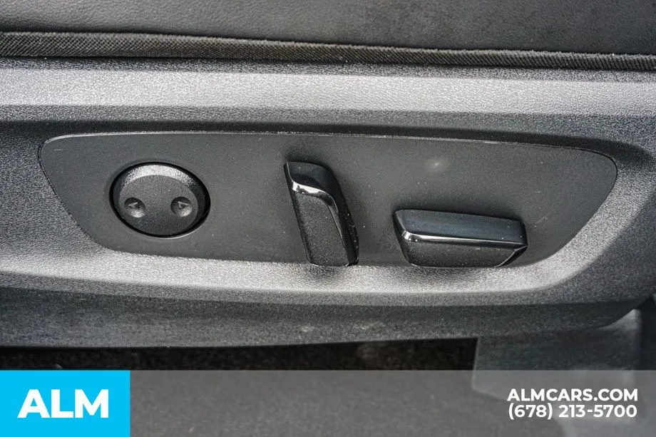 2025 Nissan Pathfinder Platinum - Photo 57