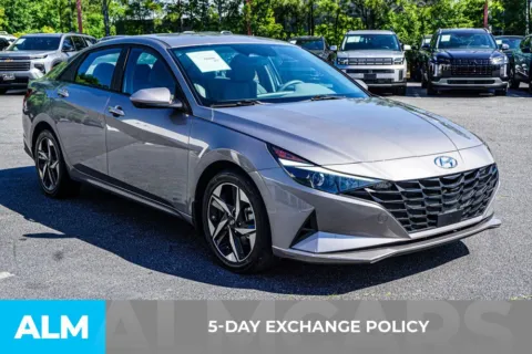 More photos of 2023 Hyundai Elantra SEL at ALM Kennesaw, GA