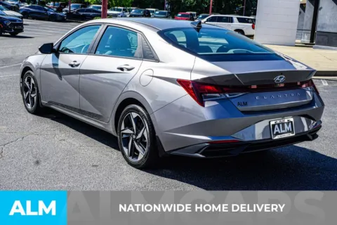 More photos of 2023 Hyundai Elantra SEL at ALM Kennesaw, GA