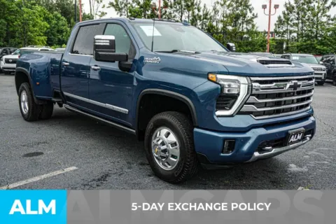 More photos of 2024 Chevrolet Silverado 3500HD High Country at ALM Kennesaw, GA