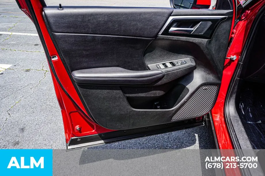 2025 Mitsubishi Outlander SE - Photo 51