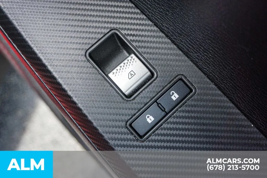 2025 Mitsubishi Outlander SE - Photo 57