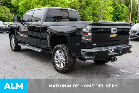 More photos of 2018 Chevrolet Silverado 2500HD High Country at ALM Kennesaw, GA