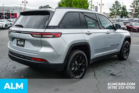 More photos of 2025 Jeep Grand Cherokee Altitude at ALM Kennesaw, GA