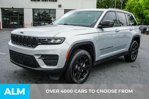 Photos of 2025 Jeep Grand Cherokee Altitude for sale in Kennesaw, GA at ALM Kennesaw