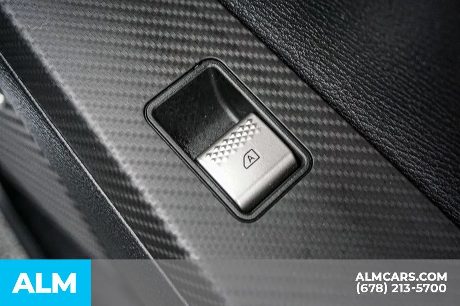 2025 Mitsubishi Outlander SE - Photo 59