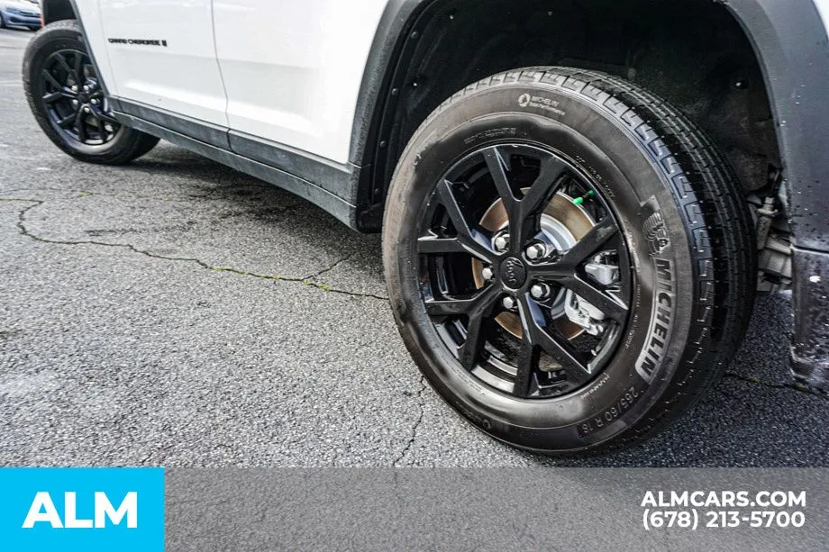 2025 Jeep Grand Cherokee Altitude - Photo 16