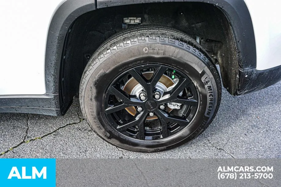 2025 Jeep Grand Cherokee Altitude - Photo 17