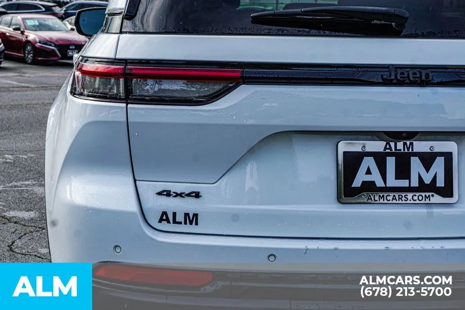 2025 Jeep Grand Cherokee Altitude - Photo 13