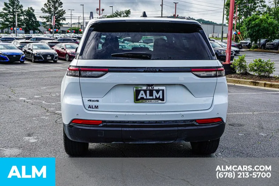 2025 Jeep Grand Cherokee Altitude - Photo 11