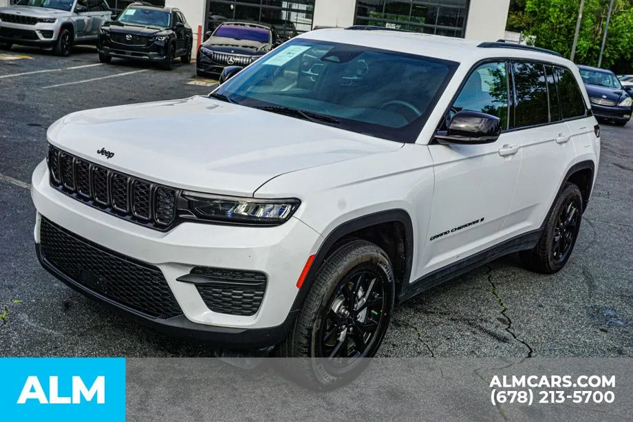 2025 Jeep Grand Cherokee Altitude - Photo 15