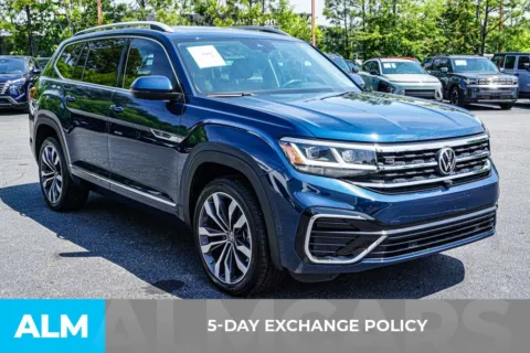 More photos of 2022 Volkswagen Atlas 3.6L V6 SEL Premium R-Line at ALM Kennesaw, GA