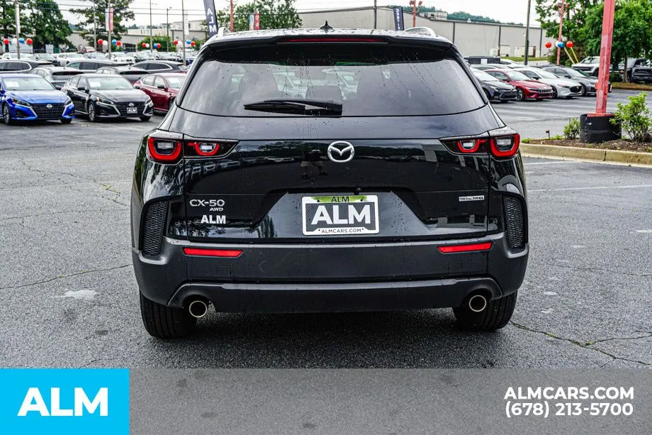 2025 Mazda CX-50 Premium - Photo 11