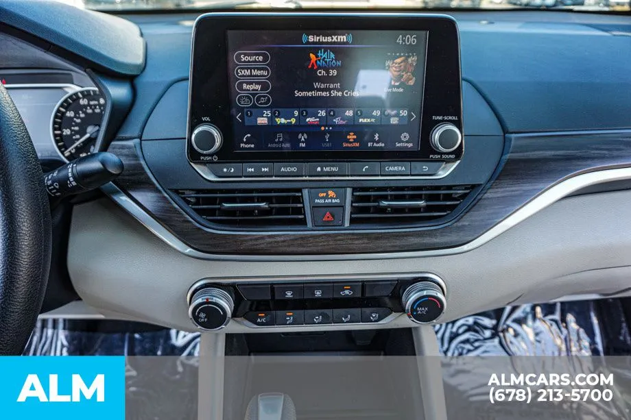 2025 Nissan Altima SV - Photo 38