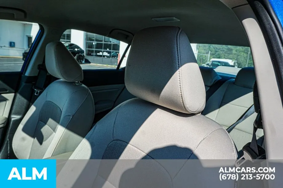 2025 Nissan Altima SV - Photo 18