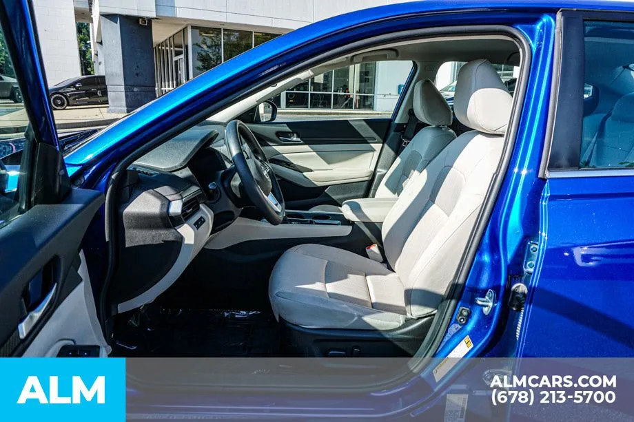 2025 Nissan Altima SV - Photo 19