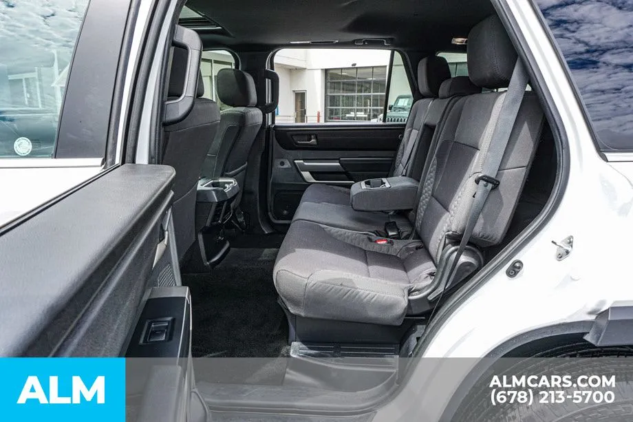 2025 Toyota Sequoia SR5 - Photo 21