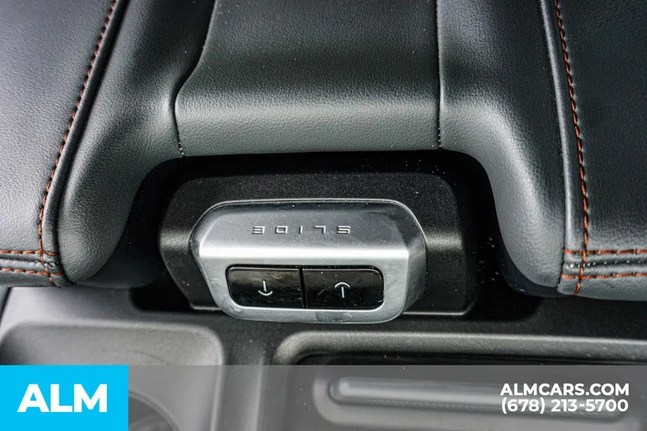 2025 Ford Expedition Active - Photo 48