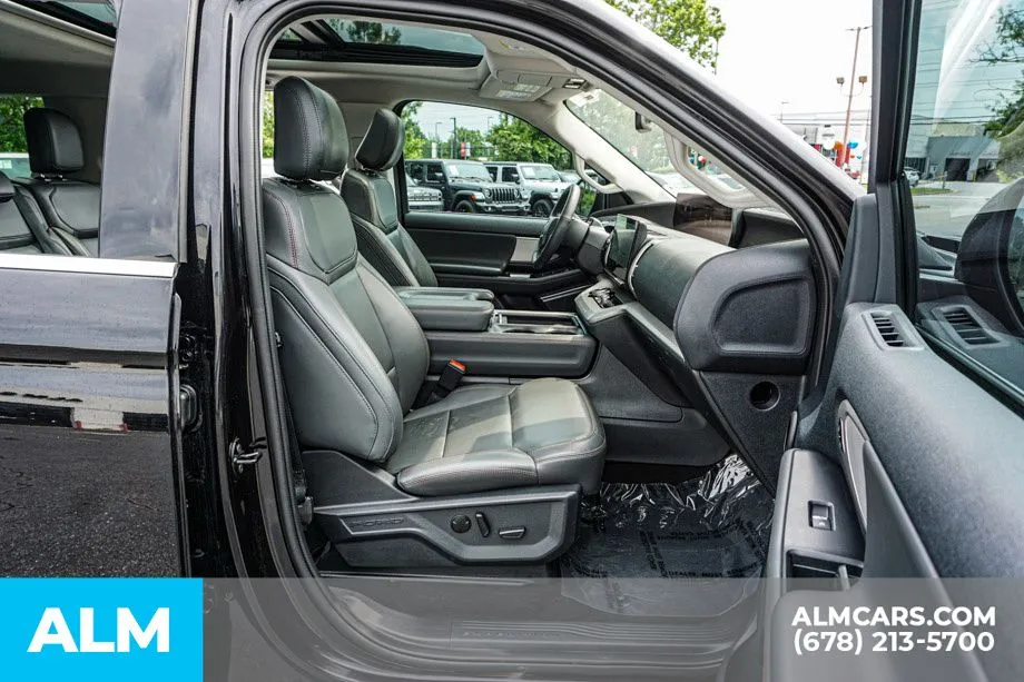 2025 Ford Expedition Active - Photo 25