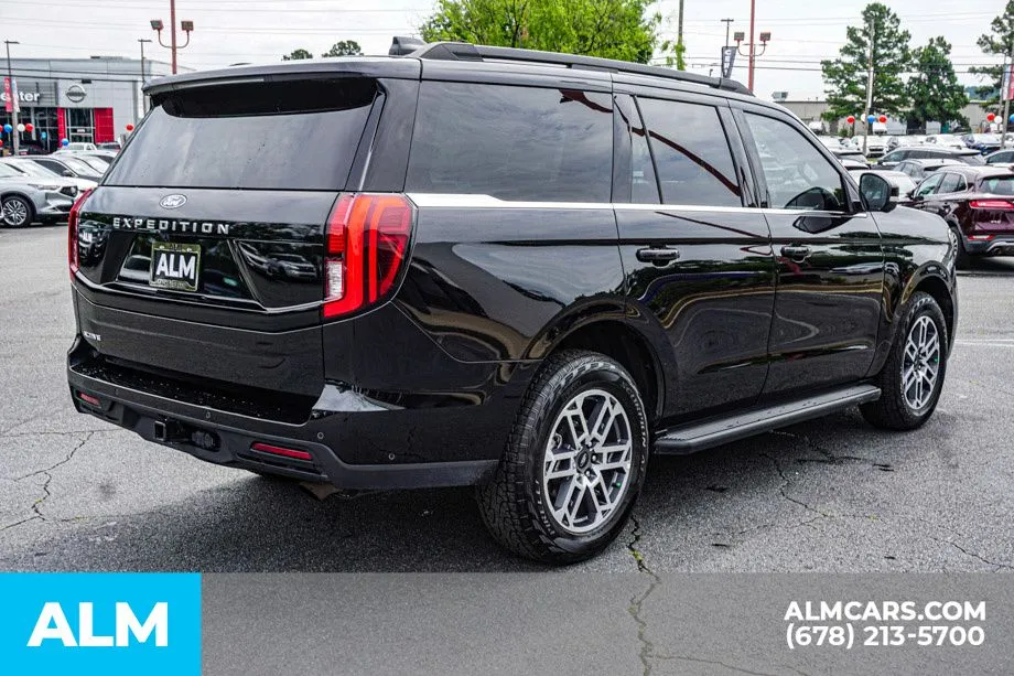 2025 Ford Expedition Active - Photo 6
