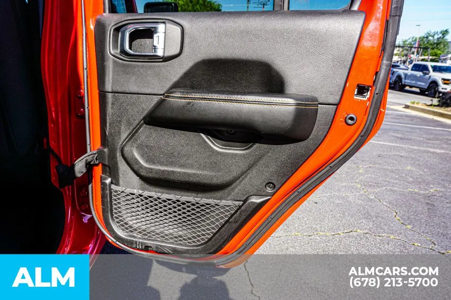 2025 Jeep Wrangler 4-Door Sahara - Photo 55