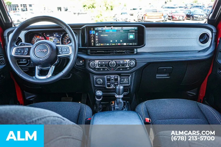 2025 Jeep Wrangler 4-Door Sahara - Photo 27