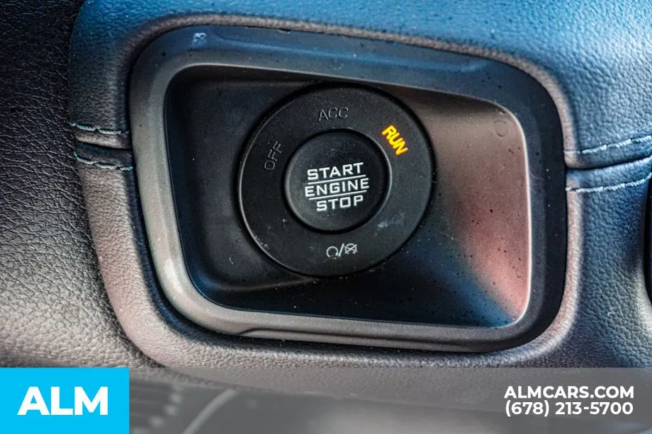 2025 Jeep Wrangler 4-Door Sahara - Photo 48