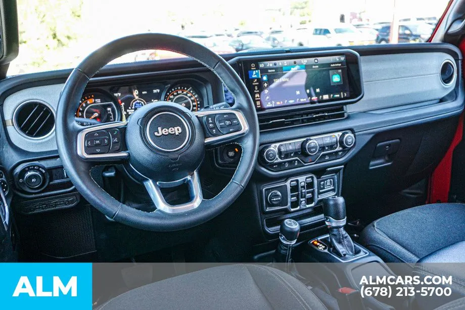 2025 Jeep Wrangler 4-Door Sahara - Photo 28