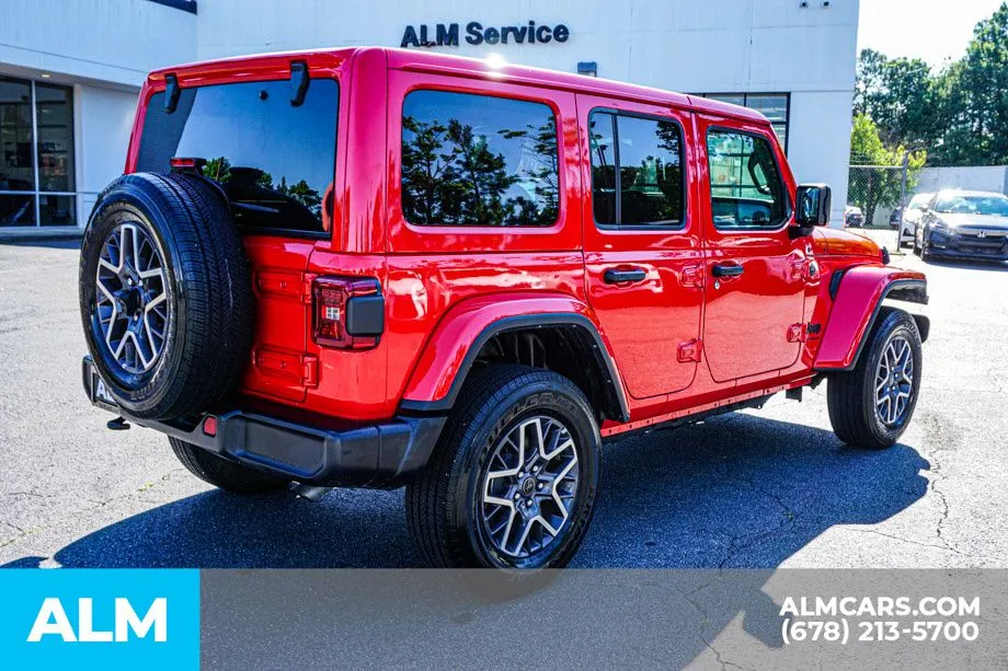 2025 Jeep Wrangler 4-Door Sahara - Photo 6