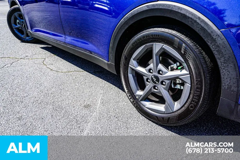 2025 Kia K4 LXS - Photo 15