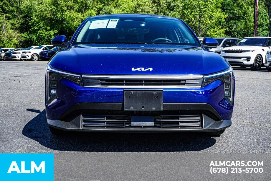 2025 Kia K4 LXS - Photo 9