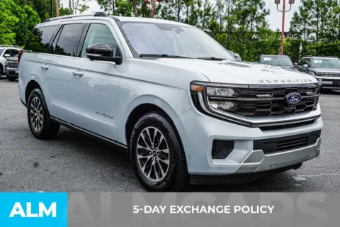 More photos of 2025 Ford Expedition Platinum at ALM Kennesaw, GA