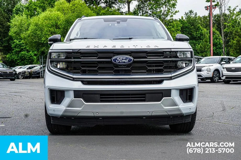 2025 Ford Expedition Platinum - Photo 10