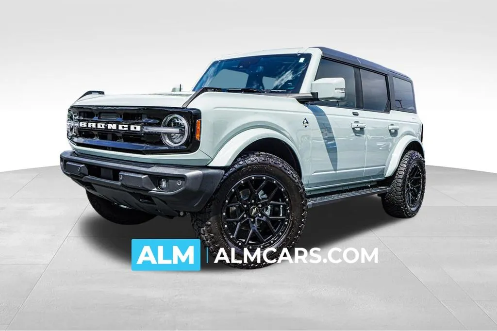 2024 Ford Bronco Outer Banks 4x4's photo