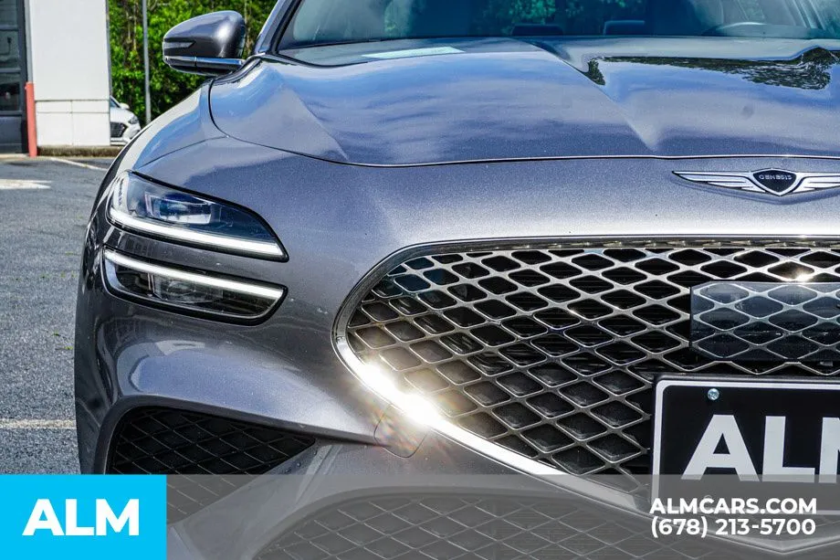 2025 GENESIS G70 Standard - Photo 12