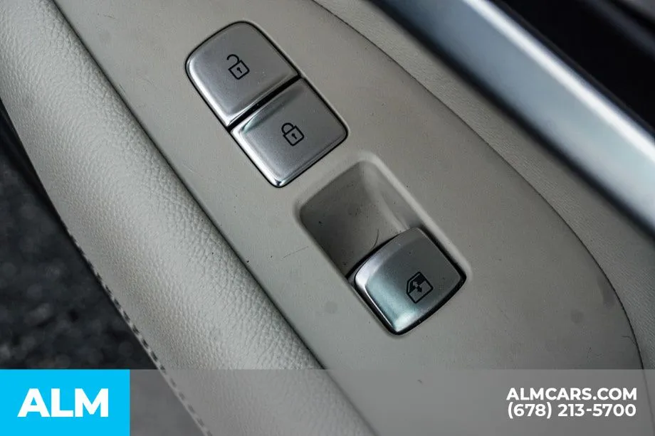 2025 GENESIS G70 Standard - Photo 53