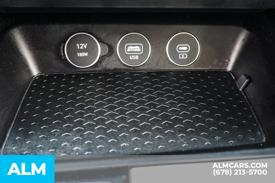 2025 GENESIS G70 Standard - Photo 42