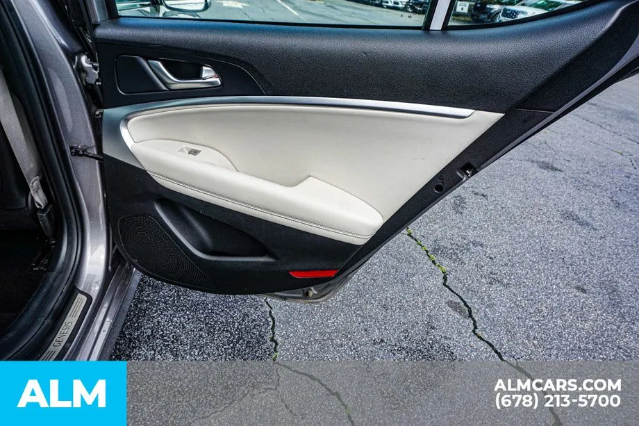 2025 GENESIS G70 Standard - Photo 55