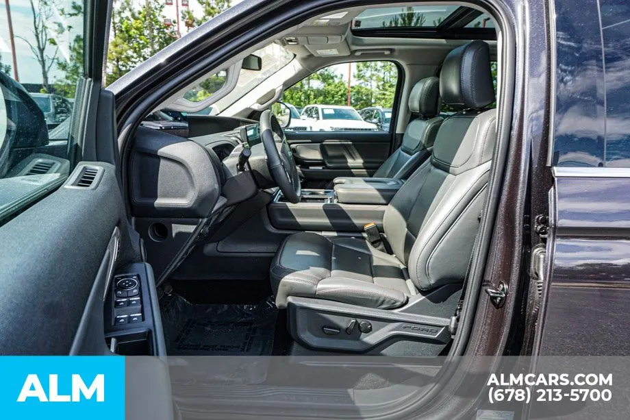 2025 Ford Expedition Active - Photo 19