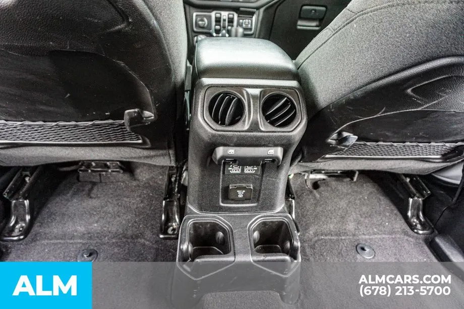 2025 Jeep Wrangler 4-Door Rubicon - Photo 32