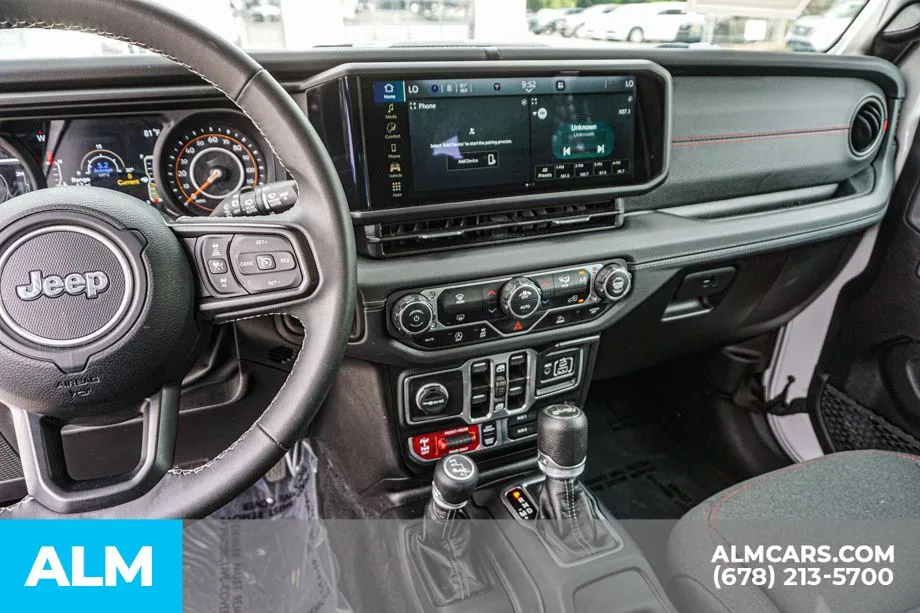 2025 Jeep Wrangler 4-Door Rubicon - Photo 33