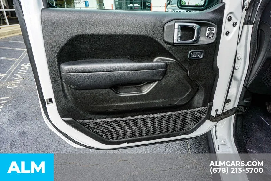 2025 Jeep Wrangler 4-Door Rubicon - Photo 50