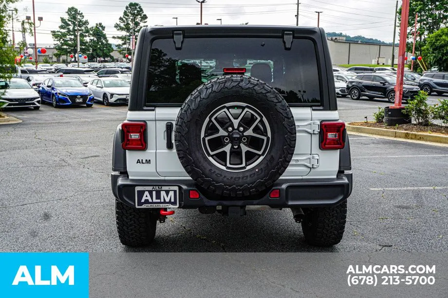 2025 Jeep Wrangler 4-Door Rubicon - Photo 11